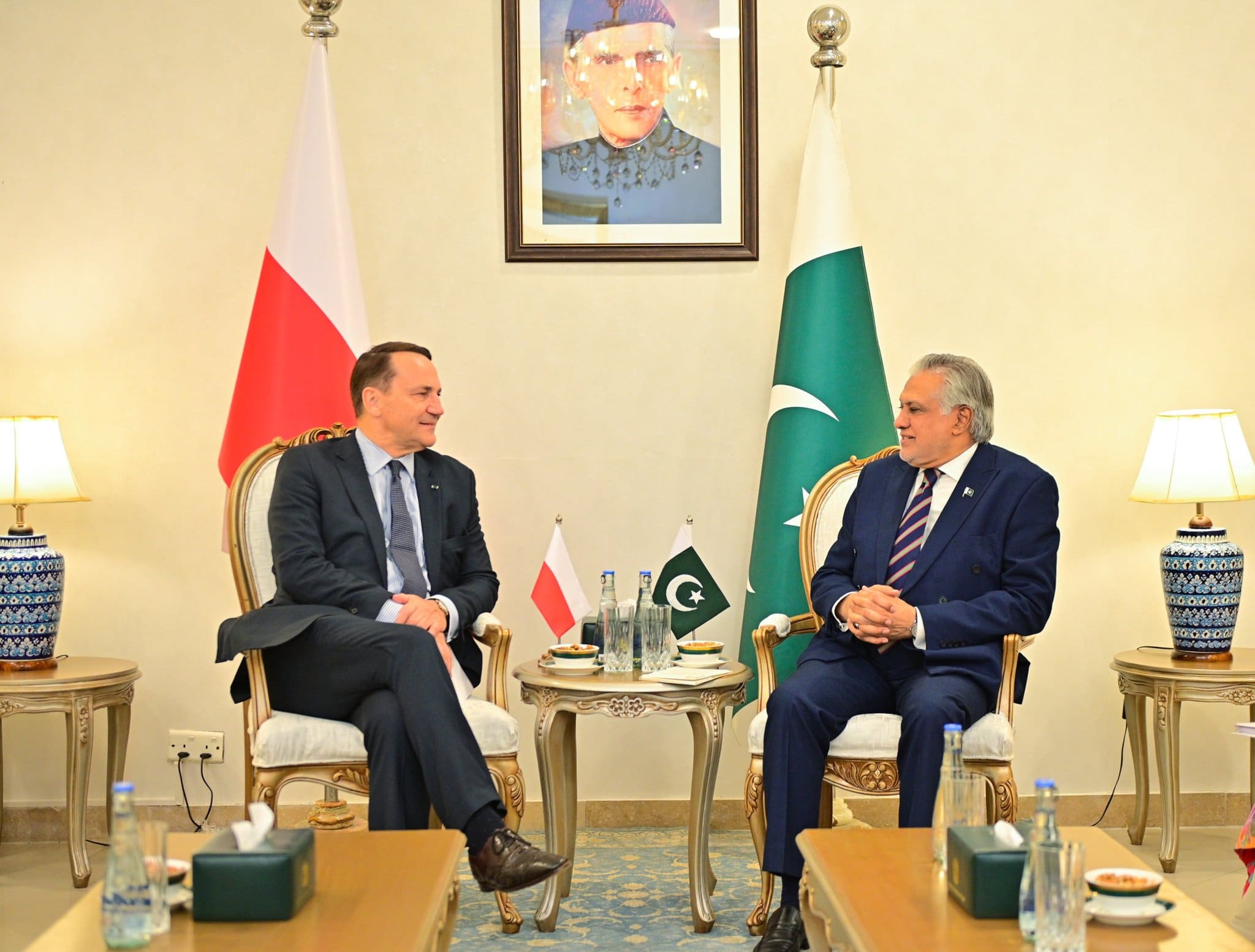 Boost For Pakistan Poland Ties As Dar Sikorski Seal Agreements Across Trade Energy And Security 