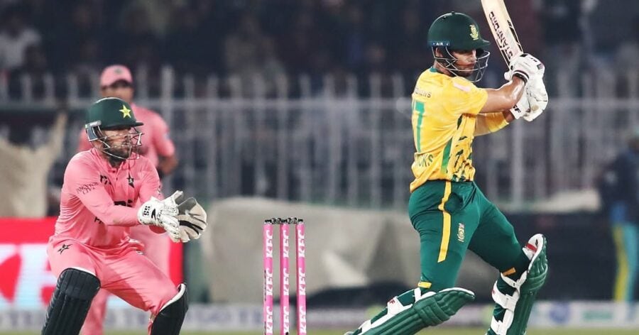 Pakistan Opt To Bowl Against South Africa In T20i Series Opener