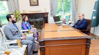 Pm Shehbaz Lauds Services Of Outgoing Information Secretary Ambreen Jan