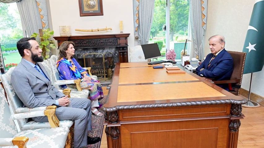 Pm Shehbaz Lauds Services Of Outgoing Information Secretary Ambreen Jan