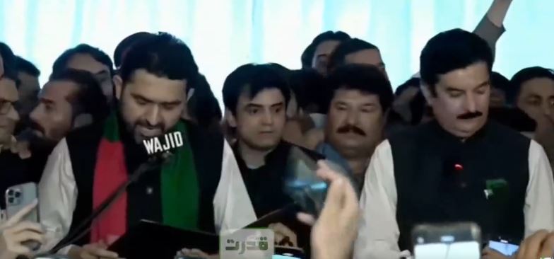 Sohail Afridi Takes Oath As New Kp Chief Minister After Political Drama