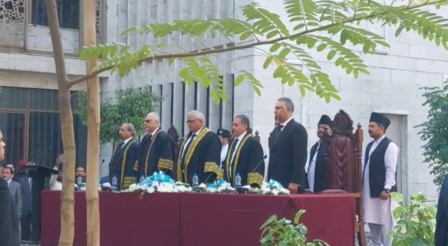 Three judges take oath as FCC members in first phase of court’s formation – Pakistan Observer