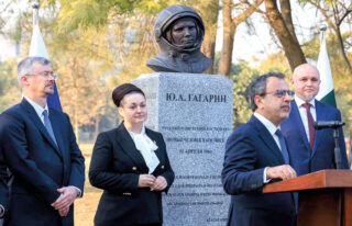 First Ever Symbol Of Russia Pakistan Friendship Installed In Federal Capital