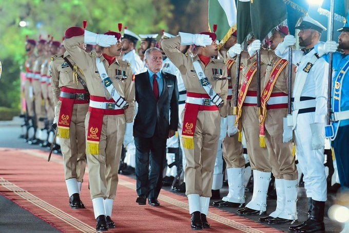 King Abdullah Ii Of Jordan Receives Warm Welcome In Pakistan 