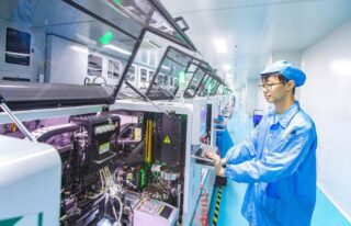 Chinas Display Industry Rises On Global Stage