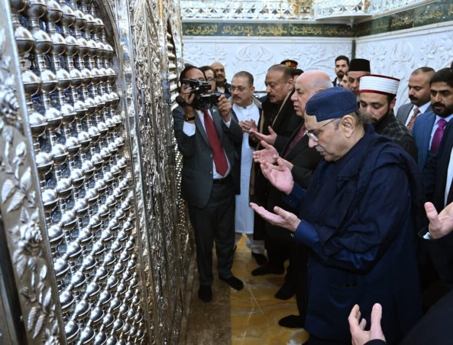 Iraq Tour President Zardari Visits Different Shrines In Baghdad