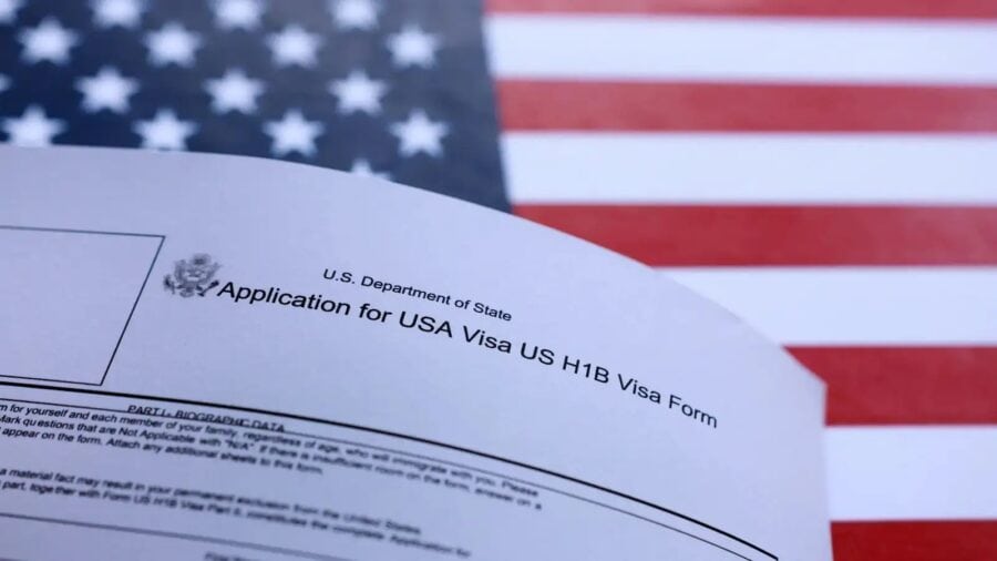 Linkedin Profiles Resumes To Be Reviewed As Us Enhances Vetting For H 1b Visa Seekers