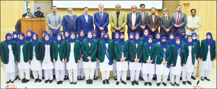 Nab Chairman Hosts Pakistan Sweet Home Children Praises Them For Participation In Anti Corruption Walk