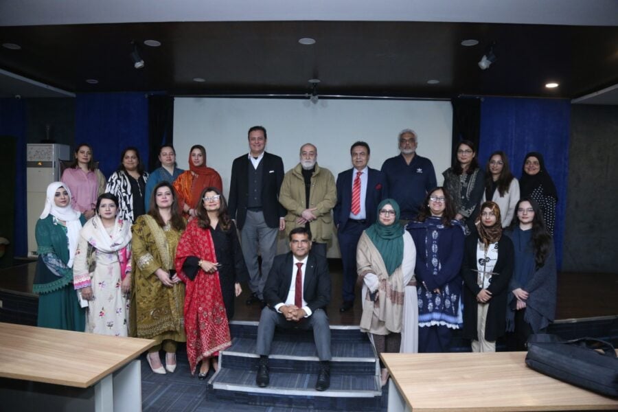 Reconnect Arts Unveils Curtain Raiser Of Az Khawab E Giran Kheez An Immersive Iqbal Experience For The Youth