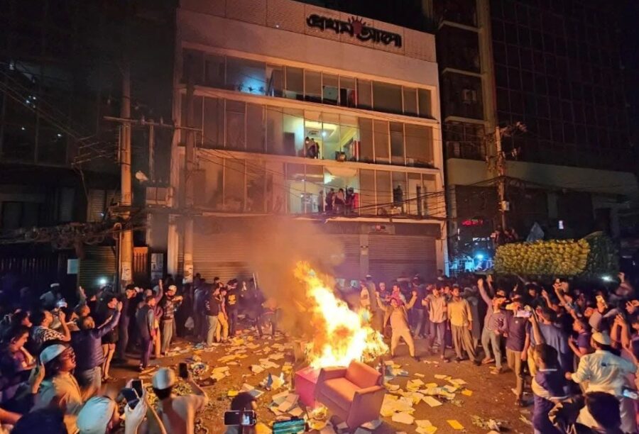 Why Are Leading Bangladeshi Newspapers Being Targeted Amid Political Turmoil