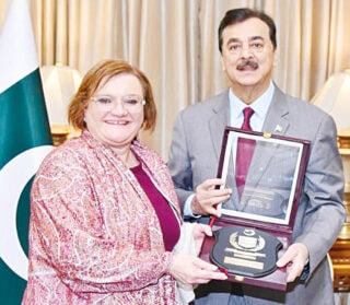 Acting President Gilani Lauds 75 Year Friendship Between Pakistan And Italy