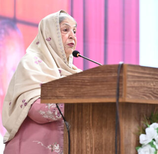 Hamdard University Hosts Yadein Batein In Memory Of Shaheed Hakim Said