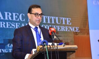 Karachi Customs Collector Wani Honors Frontline Officers On International Customs Day