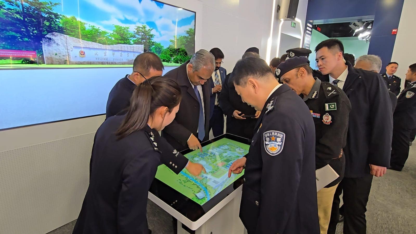 Mohsin Naqvi reviews China’s fast-track passport, immigration system in ...