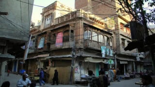 Over 300 Buildings In Lahores Walled City Declared Unsafe