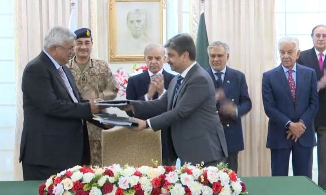 PM Shehbaz felicitates Pakistani nation as PIA soars into Privatization Era