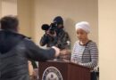 Watch Foul Smelling Liquid Threw At Us Muslim Congresswoman Ilhan Omar