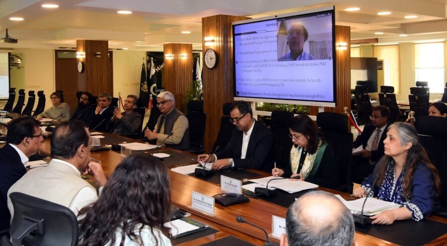 Ecc Okays Release Of Rs19 Billion For Pms Ramzan Relief Package
