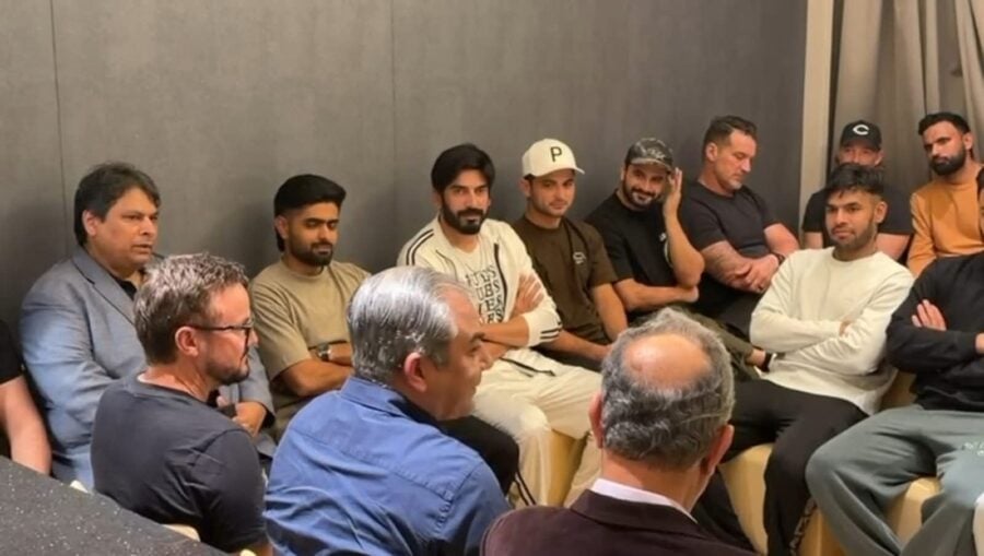 Mohsin Naqvi Meets Pakistan Team Ahead Of High Voltage India Clash