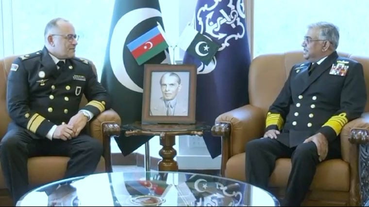 Pakistan, Azerbaijan pledge to further strengthen defence ties