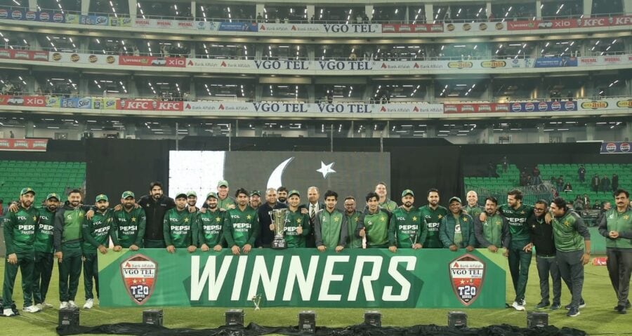 Pakistan Whitewash Australia 3 0 With Thumping Win In Last T20i