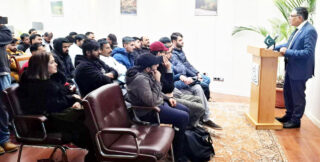 Pakistani Diaspora Observes Kashmir Solidarity Day In Madrid