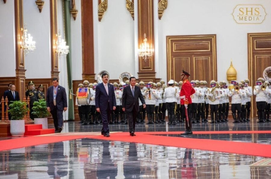 Senate Chairman Gilani Cambodian President Vow To Deepen Ties For Mutual Benefit