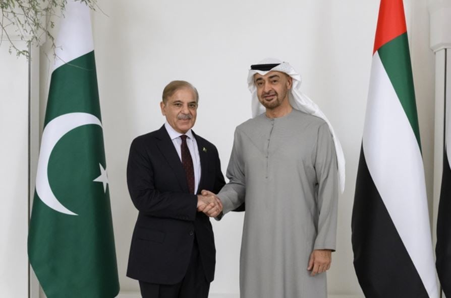 Uae Agrees To Two Month Rollover Of Pakistans 2bn Deposit