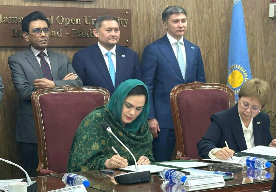 Uhs Astana University Seal Pact Ahead Of Kazakh Presidents Visit