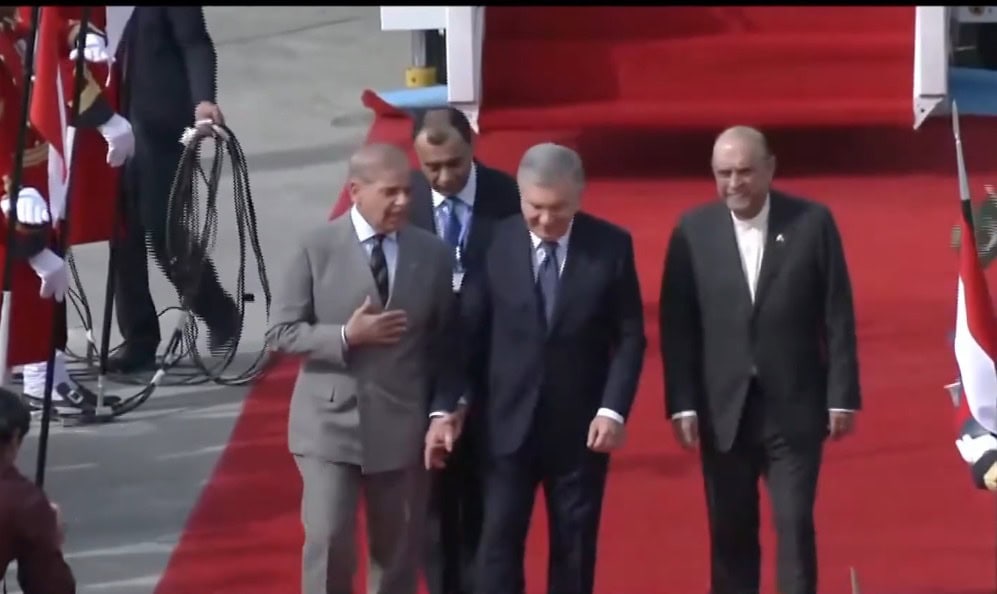 Uzbek President Shavkat Mirziyoyev arrives in Pakistan on two-day state visit