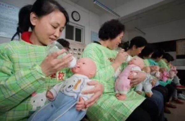 China Plans Childbirth Friendly Society To Tackle Falling Birth Rate