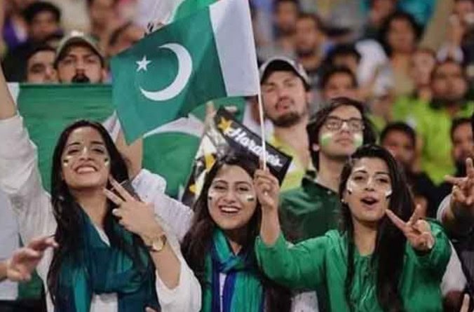 Hbl Psl 2026 Franchise Owners Urge Pm Shehbaz To Allow Fans In Stadiums