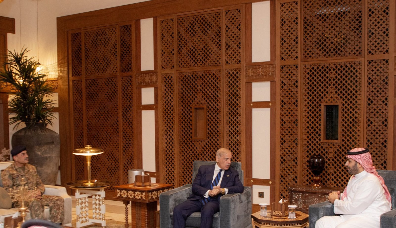 Key Takeaways Of Pm Shehbazs Crucial Meeting With Crown Prince Mbs 