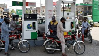 No Short-Term Relief on Petrol in Pakistan as Subsidy App Lingers in Limbo