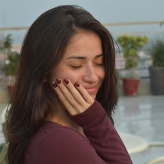 Aena Khan Isnt Trying To Fit In Shes Learning How To Stand Out 