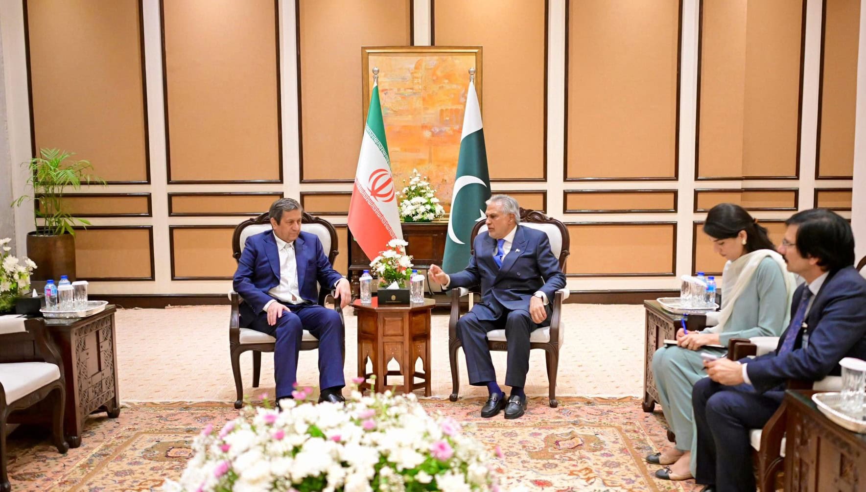 Bank of Iran’s Governor calls on DPM Dar on sidelines of Islamabad Talks