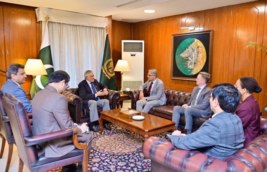 Canada Supports Pakistans Efforts To Facilitate Us Iran Talks
