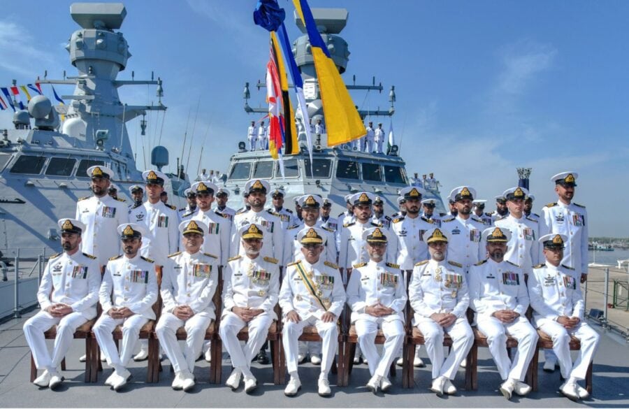 Cns Vows To Defend Pakistans Sovereign Waters As Pns Khaibar Joins Pakistan Navy Fleet
