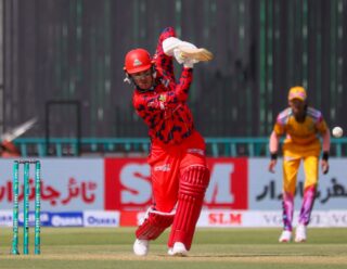 Hbl Psl 2026 Kings Make Steady Start After Batting First Against Zalmi