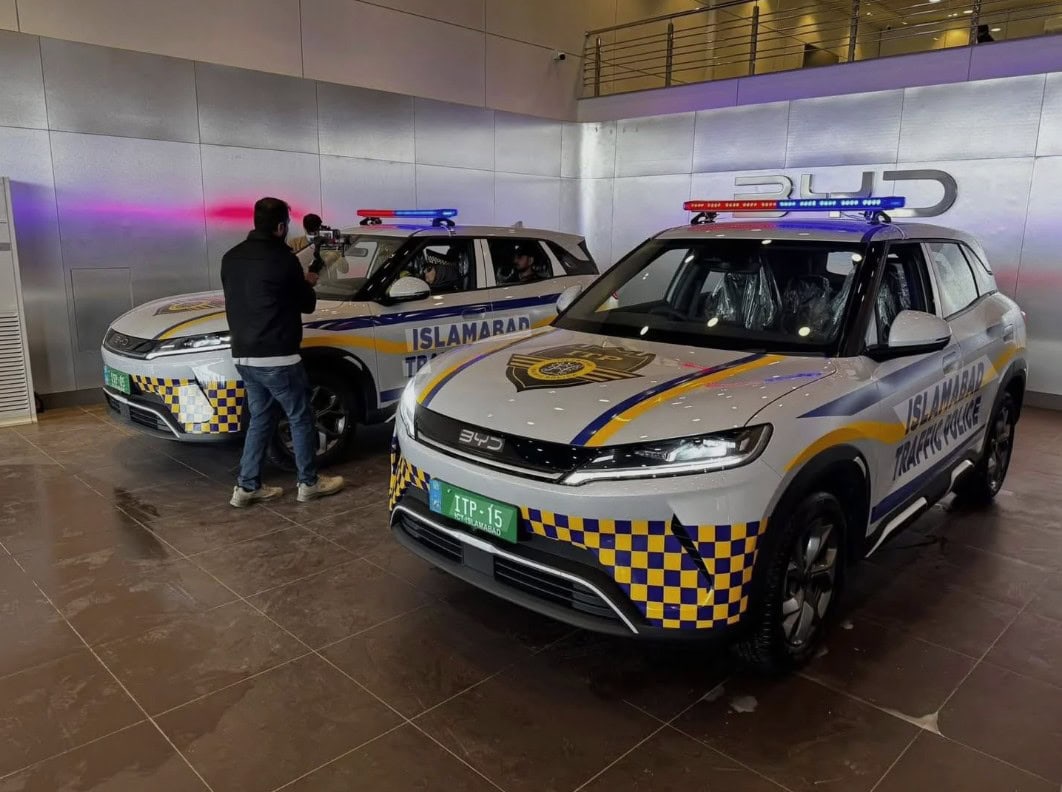 Islamabad Traffic Police Go Green With Evs To Save Fuel Amid Oil Crisis 