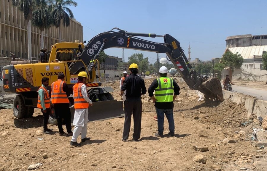 Karachis Red Line Brt Sees Fresh Start On University Road