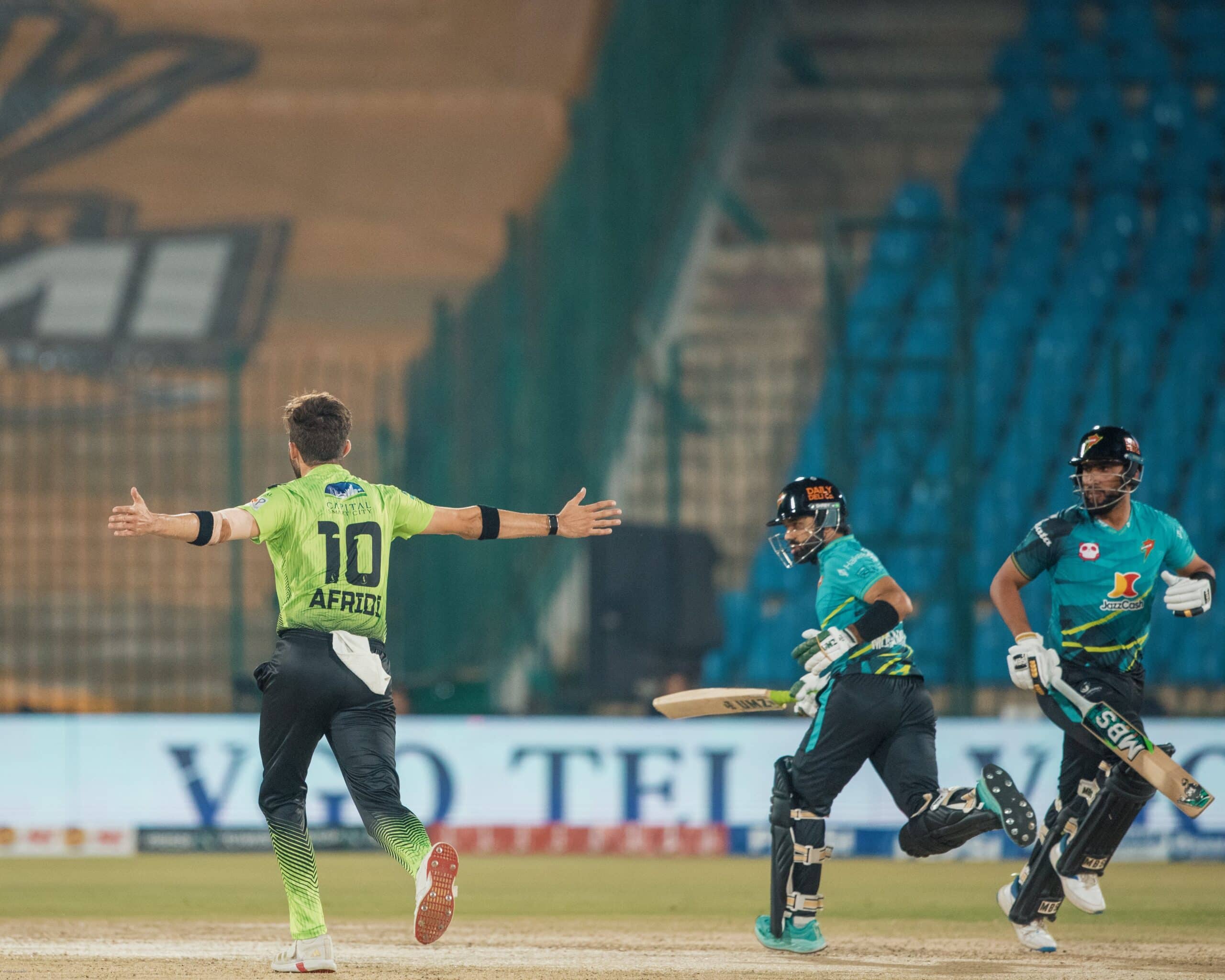 Lahore Qalandars Send Rawalpindiz Packing From Psl 11 In Survival Battle 