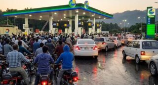 Petrol Panic Grips Pakistan As Long Queues Spotted At Fuel Stations Ahead Of Expected Increase