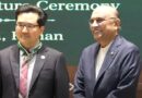 President Zardari Confers Sitara I Pakistan On Chinese Professor