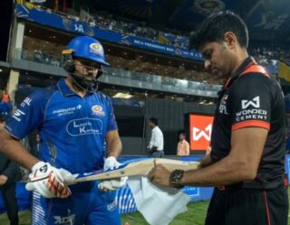 Rohit Sharma Seen Angry At Umpire Over Bat Check Delay During Ipl Match