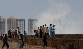 Sindh Weather Update Karachi Heat Intensifies As Sea Breeze Weakens