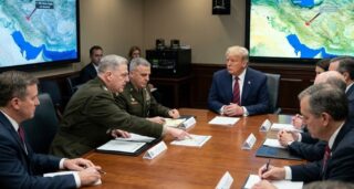 Trump Briefed After Us F 15e Fighter Jet Shot Down In Iran White House Confirms