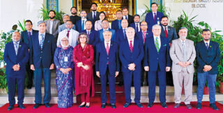 Dar Appreciates Positive Momentum In Pakistan Bangladesh Relations