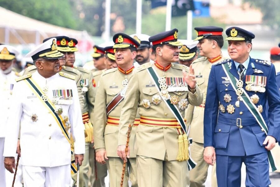 Eidul Azha Pakistans Military Leadership Reaffirms Commitment To Peace National Defence