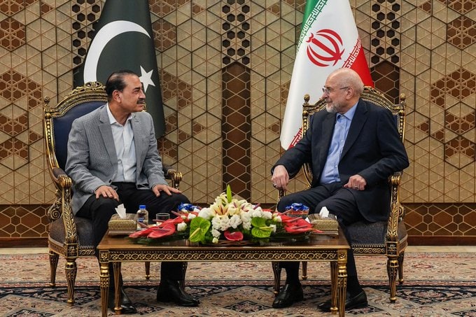 Field Marshal Asim Munir Engages Iranian President Top Leadership In Key Security Talks 